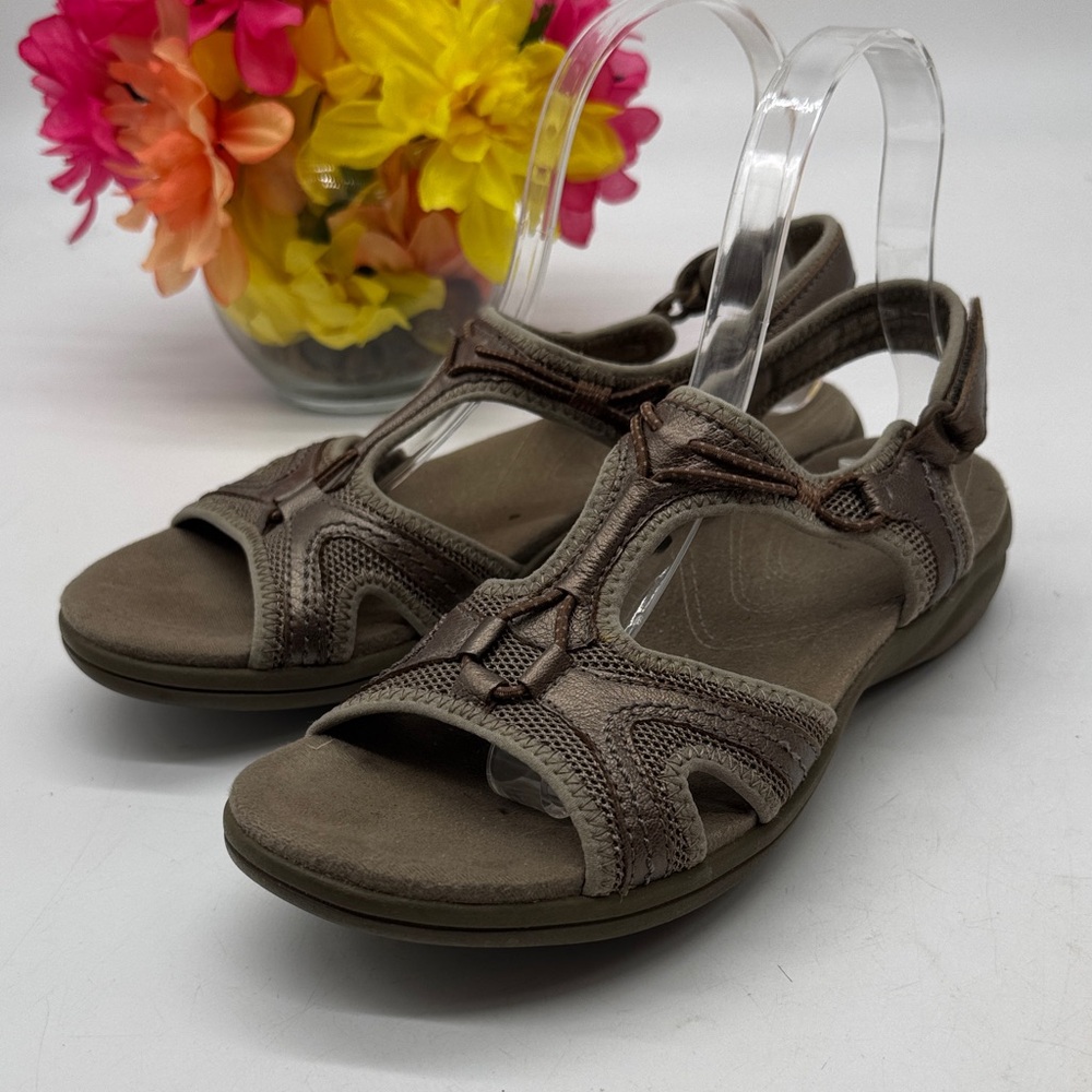 Clarks Tan Sandals Size 8 MCS9287A